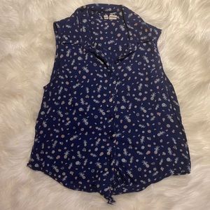 Japna Button down collared Navy Blue Tropical Print Tank top Size Small with Tie